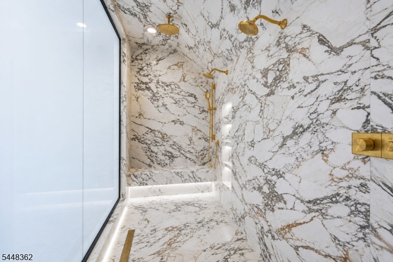 Primary Ensuite
