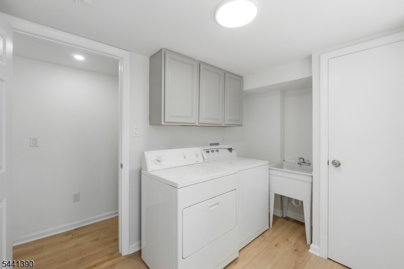 LAUNDRY ROOM, LEVEL 1