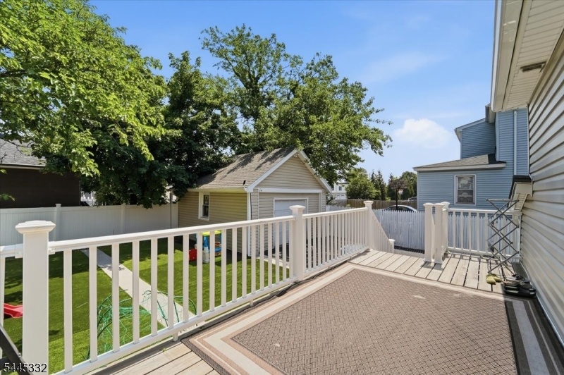 Back Yard/Deck
