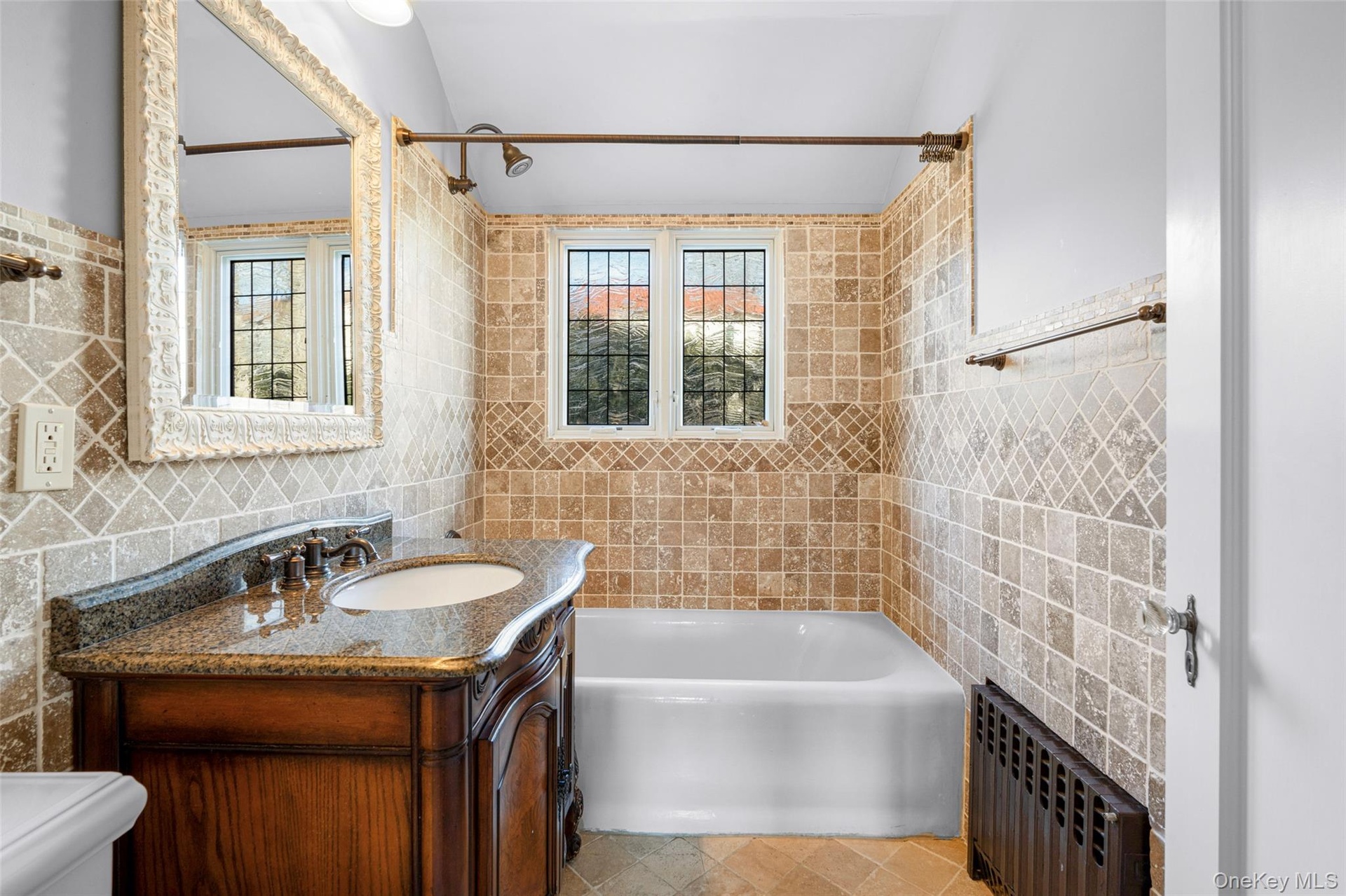 Full hall bath.