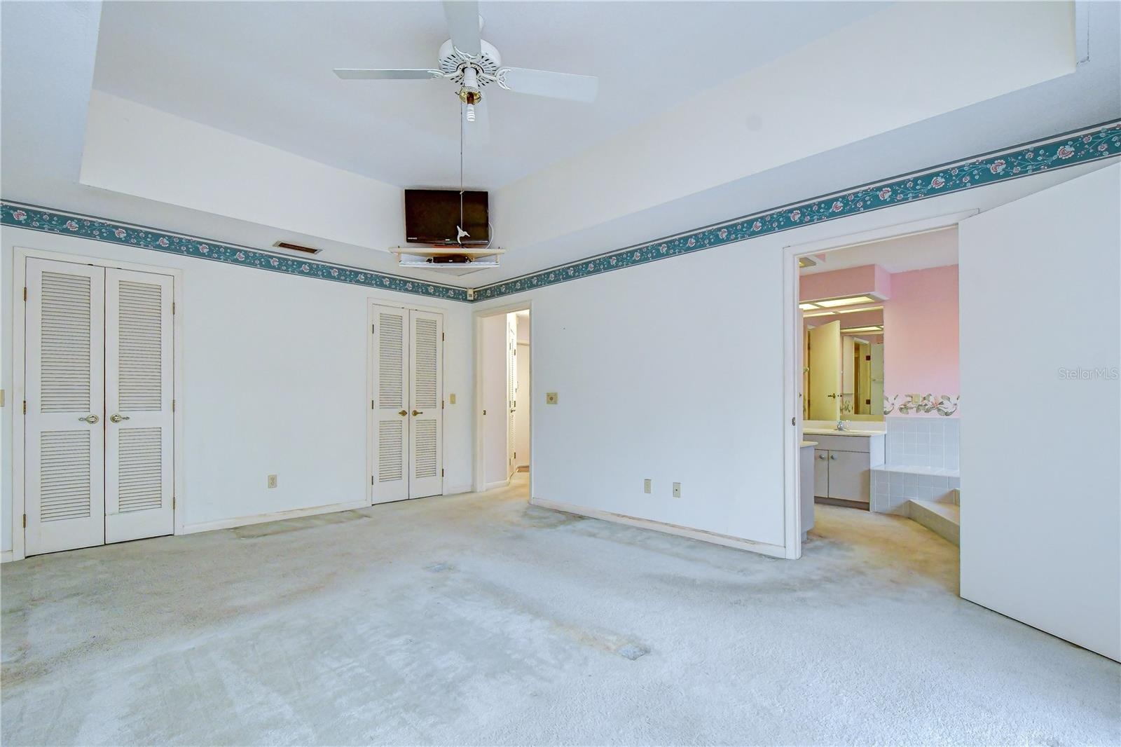 Primary Suite Alternate View
