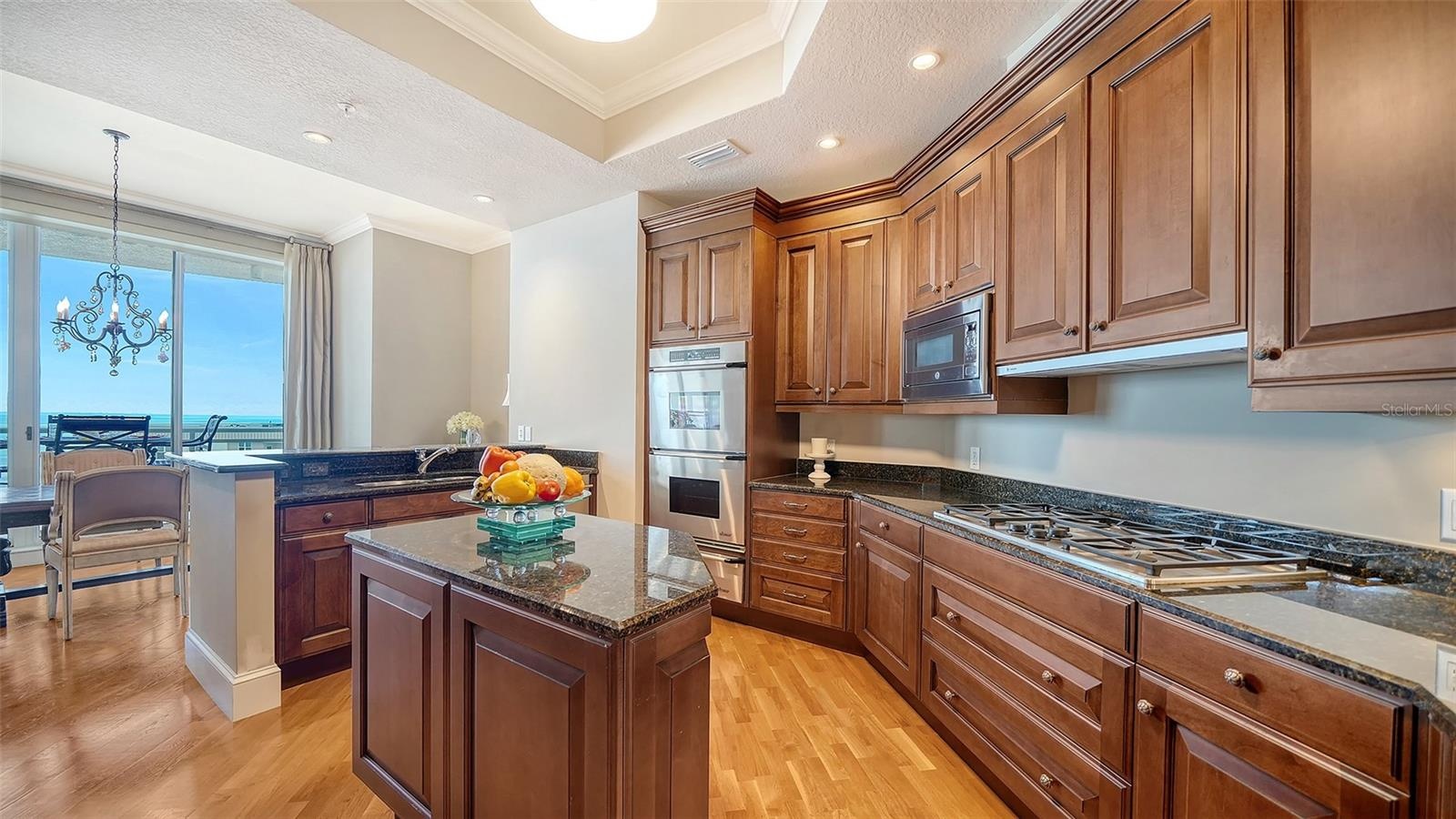 1205 CHEFS KITCHEN