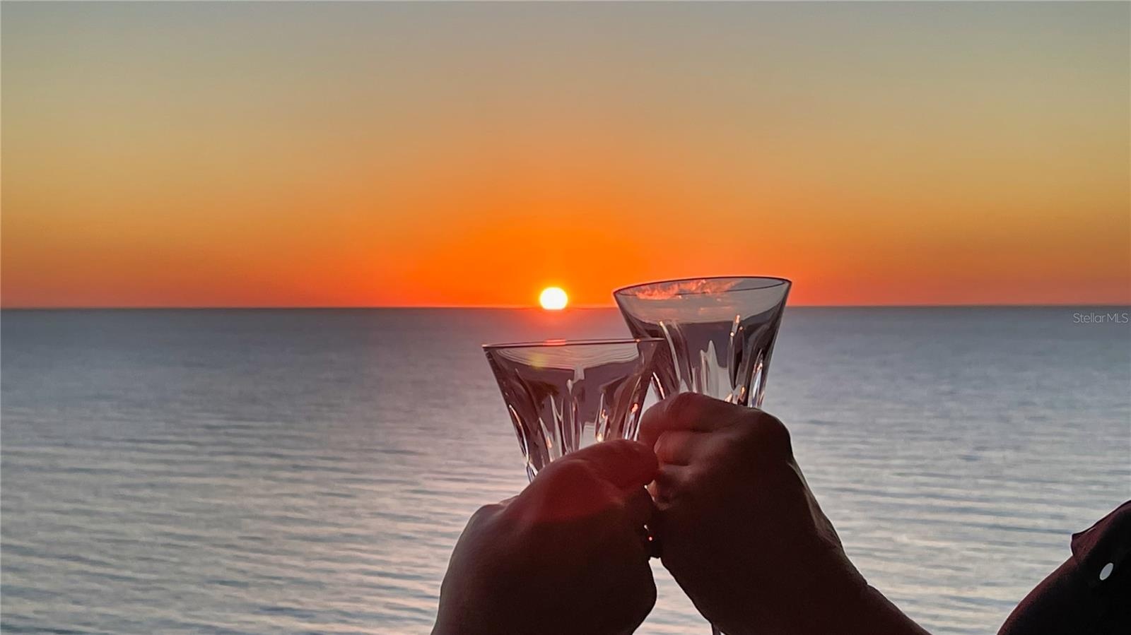 CHEERS TO THE GOOD LIFE!