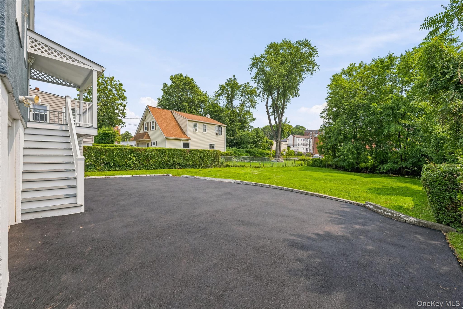 Driveway & Yard