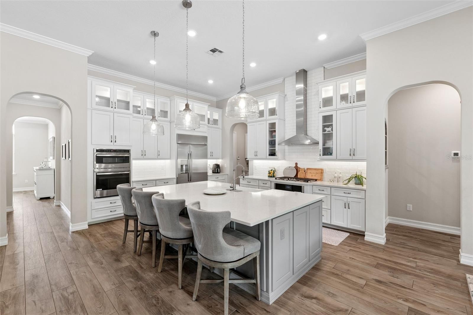 High ceiling and quality craftmanship throughout this upgraded kitchen.