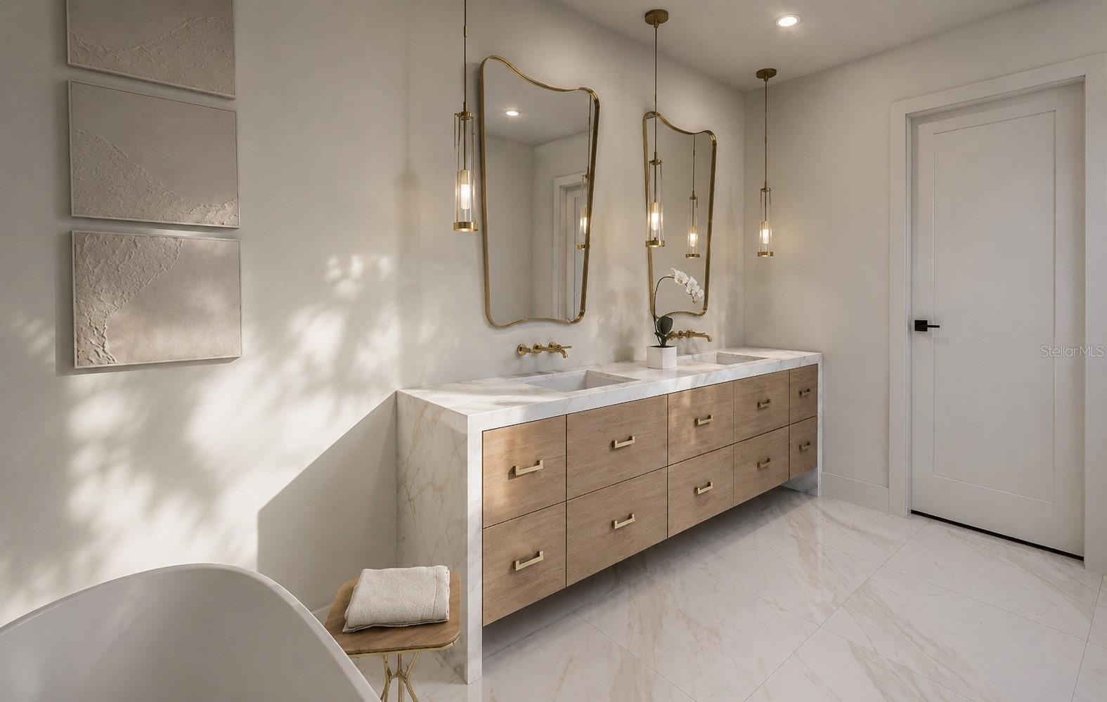 Primary en-suite