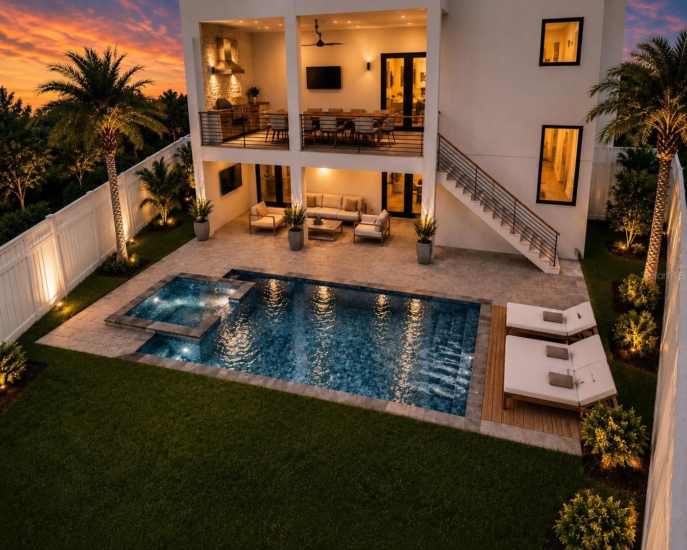 Resort style pool / spa / Artisan outdoor kitchen
