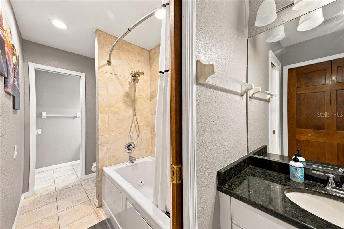 Jack And Jill Upstairs Second Bath