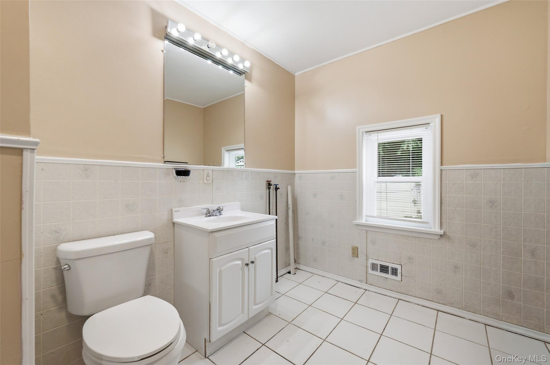 First floor Full bathroom with a tub