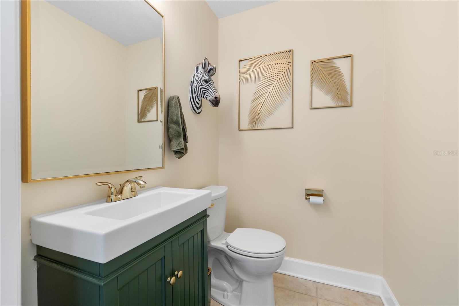 1/2 Bath
