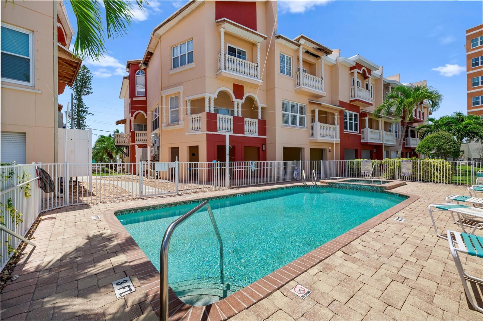 Pool / Spa