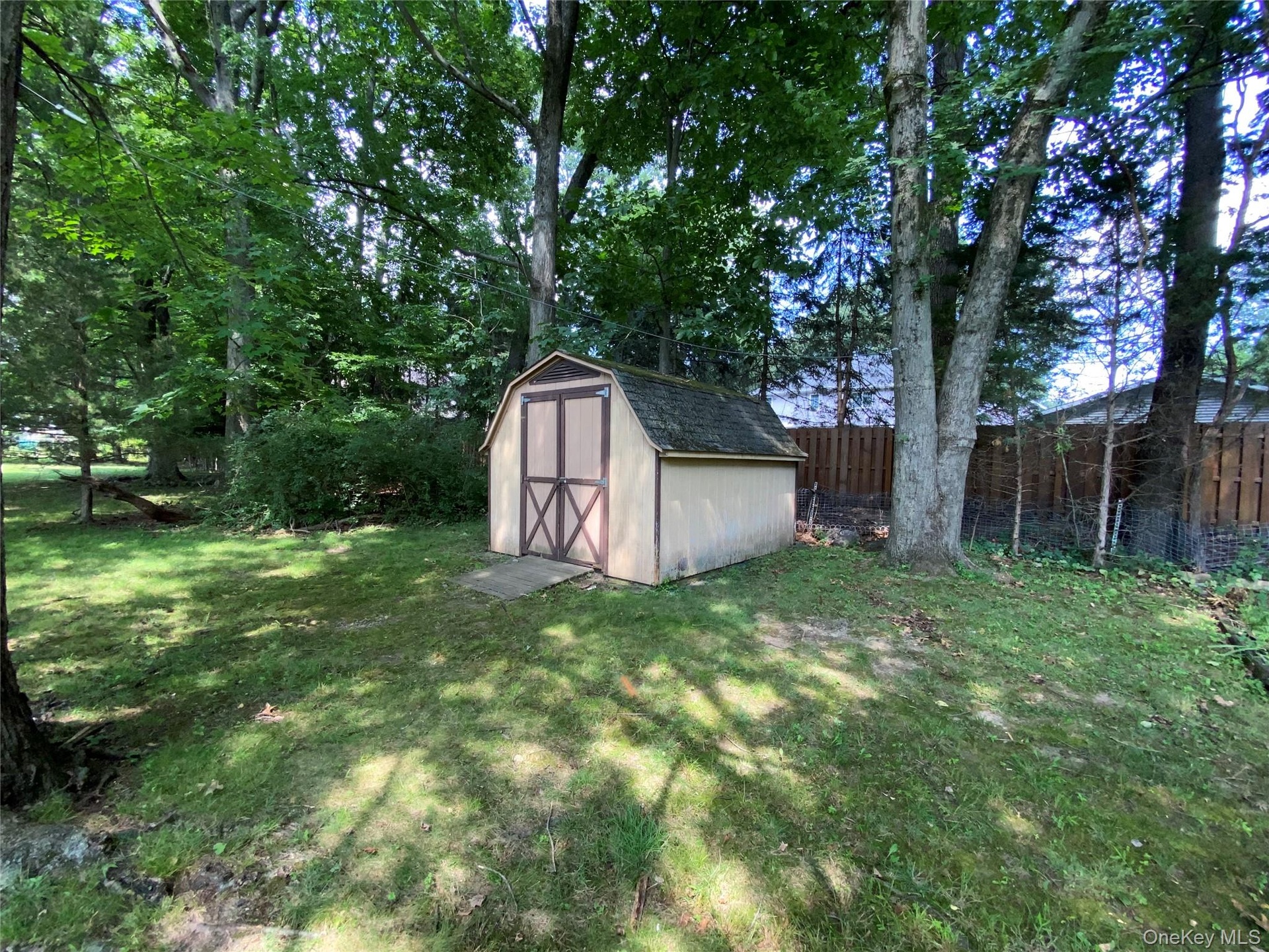 Storage shed, ideal for yard equipment