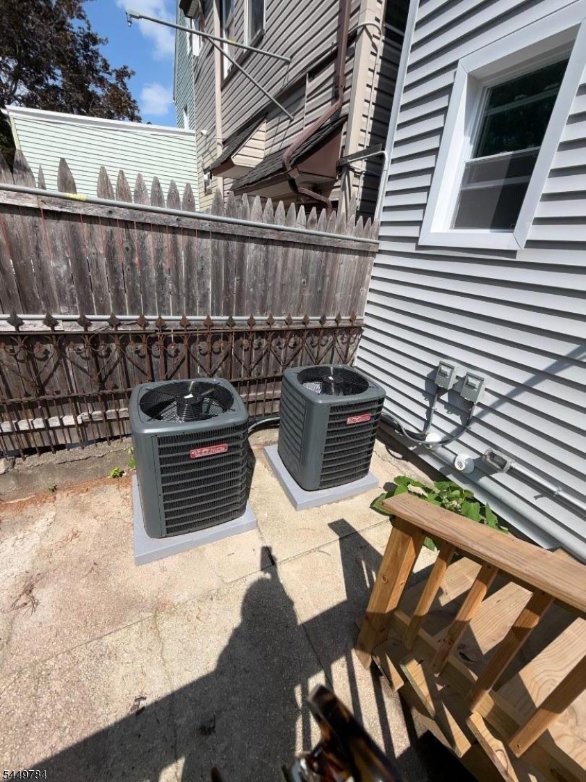 AC condensers