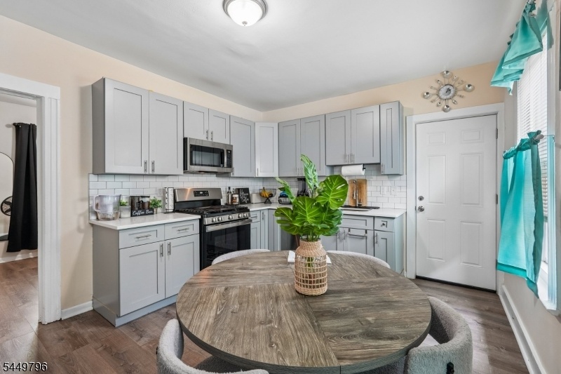 2nd floor kitchen