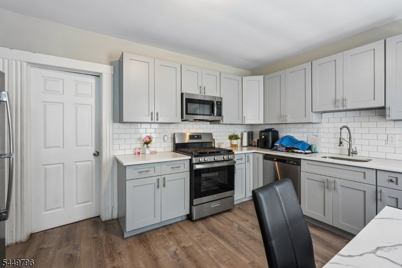 1st floor kitchen
