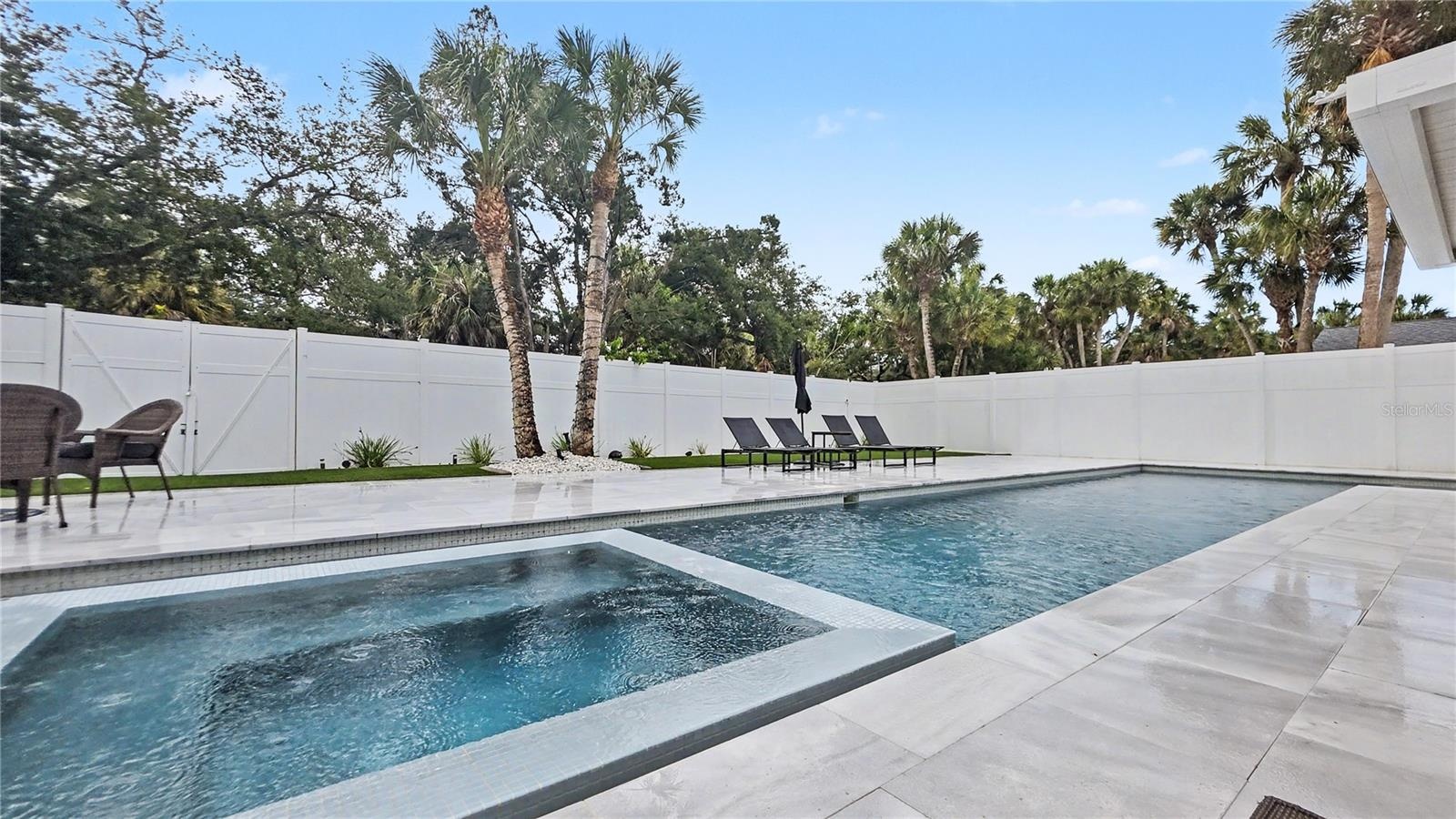 Pool 2