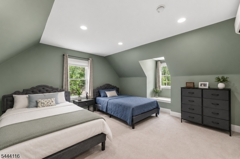3rd floor 2nd bedroom