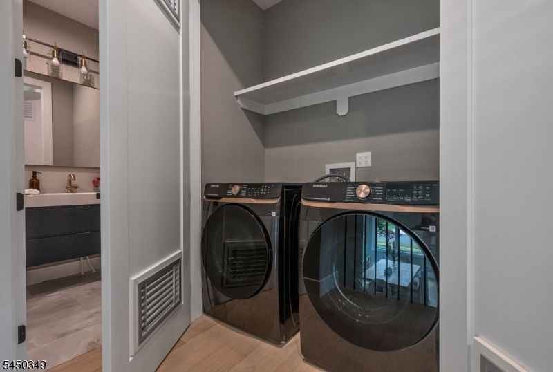 Washer/Dryer