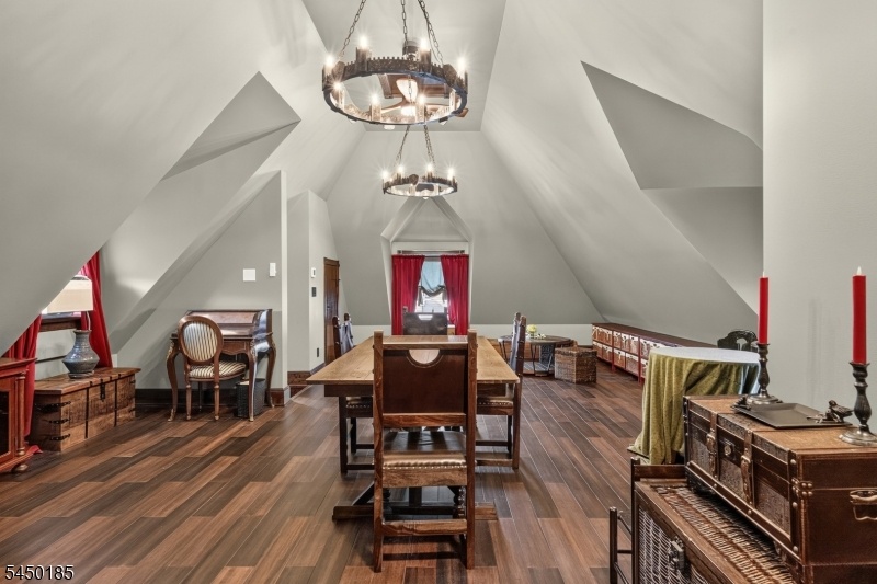 Tenant Duplex Loft