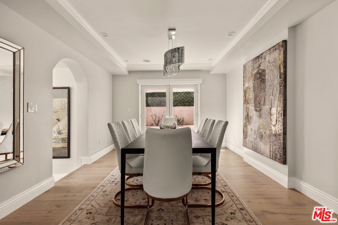 Dining Room - Photo VIew 2