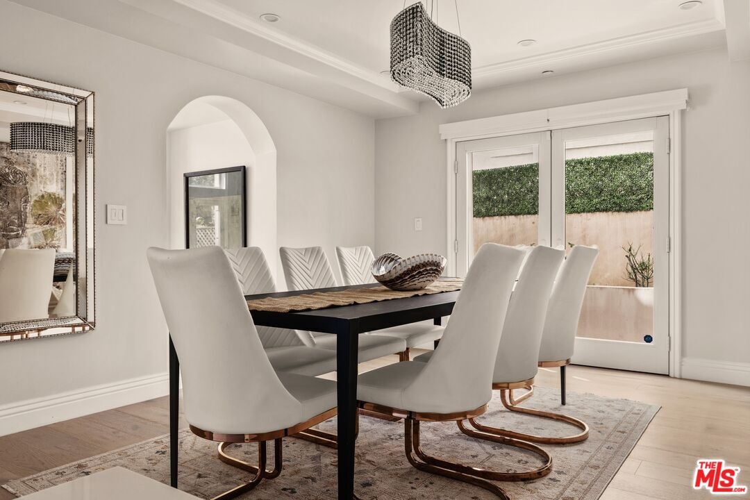 Dining Room - Photo VIew 1