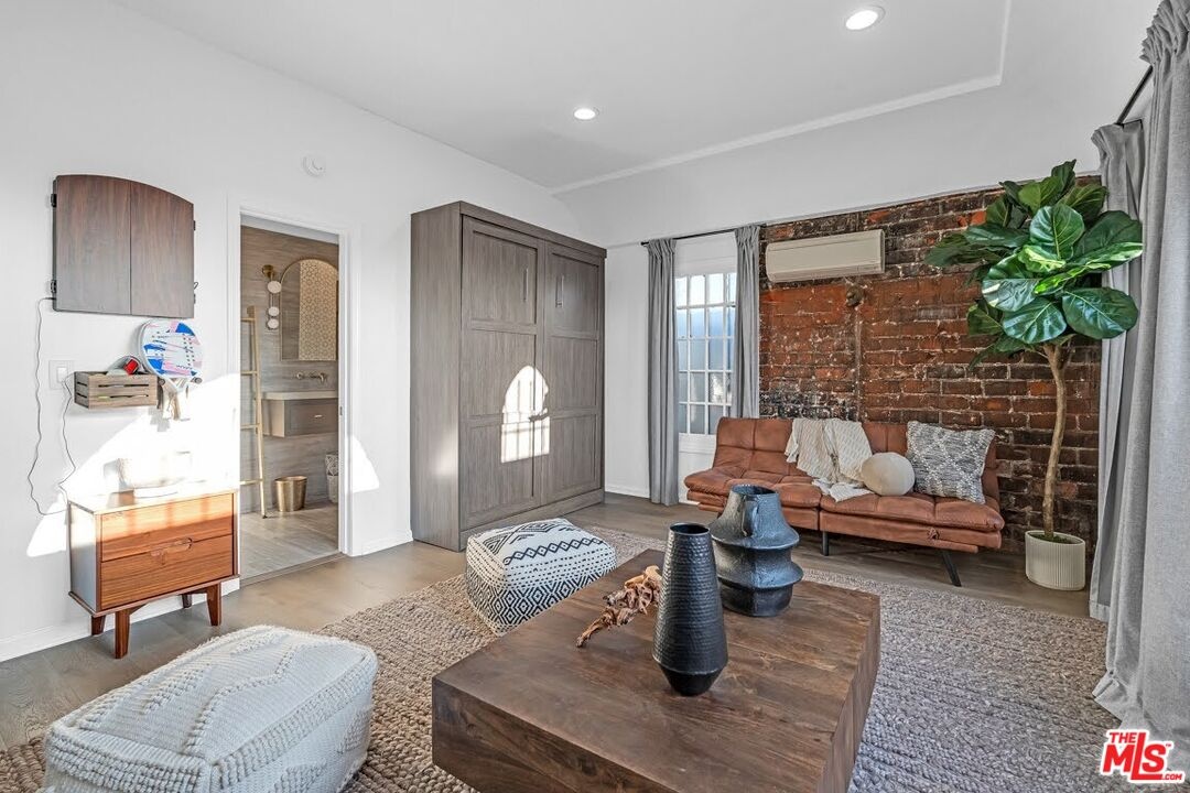 Office or first bedroom