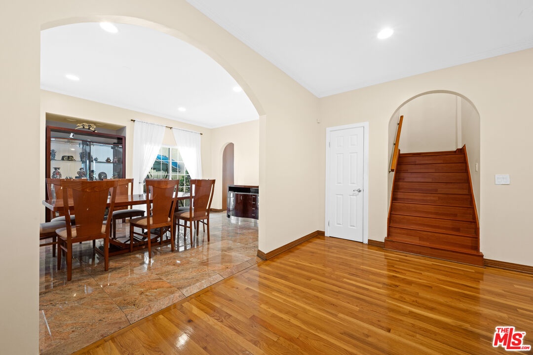 Stairs/Dining