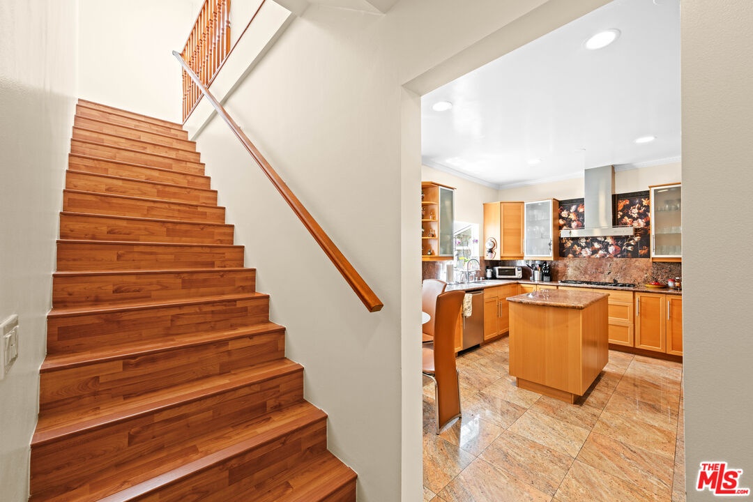 Stairs/Kitchen