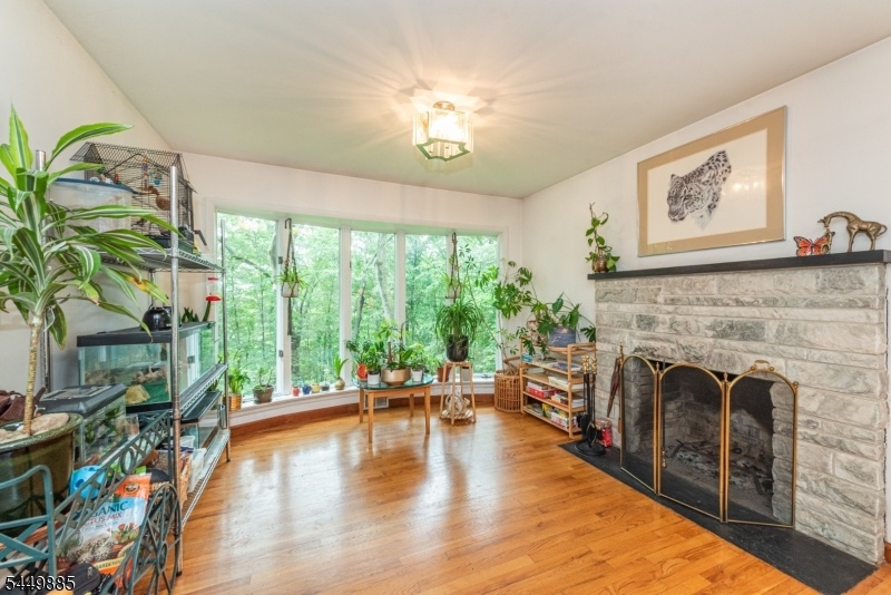 Dining Room/Sitting area