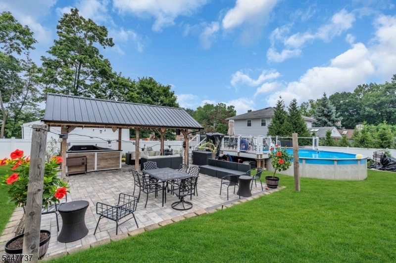 Gorgeous Backyard