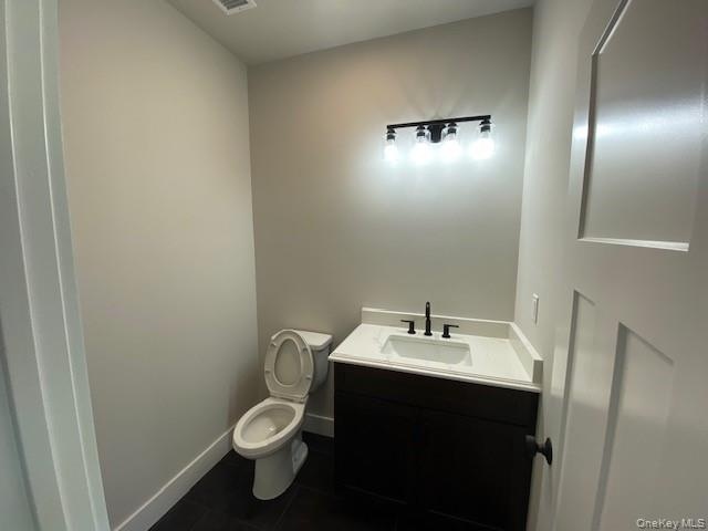 Representative model shown. Thoughtfully designed with flexibility in mind, buyers may personalize select finishes, features, and available options to
