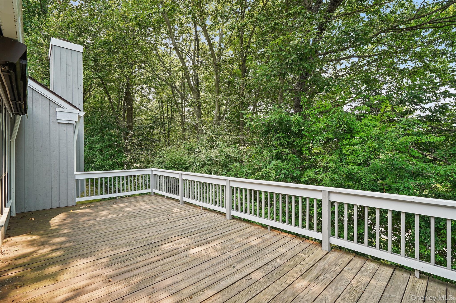 Wonderful, and private, backyard deck