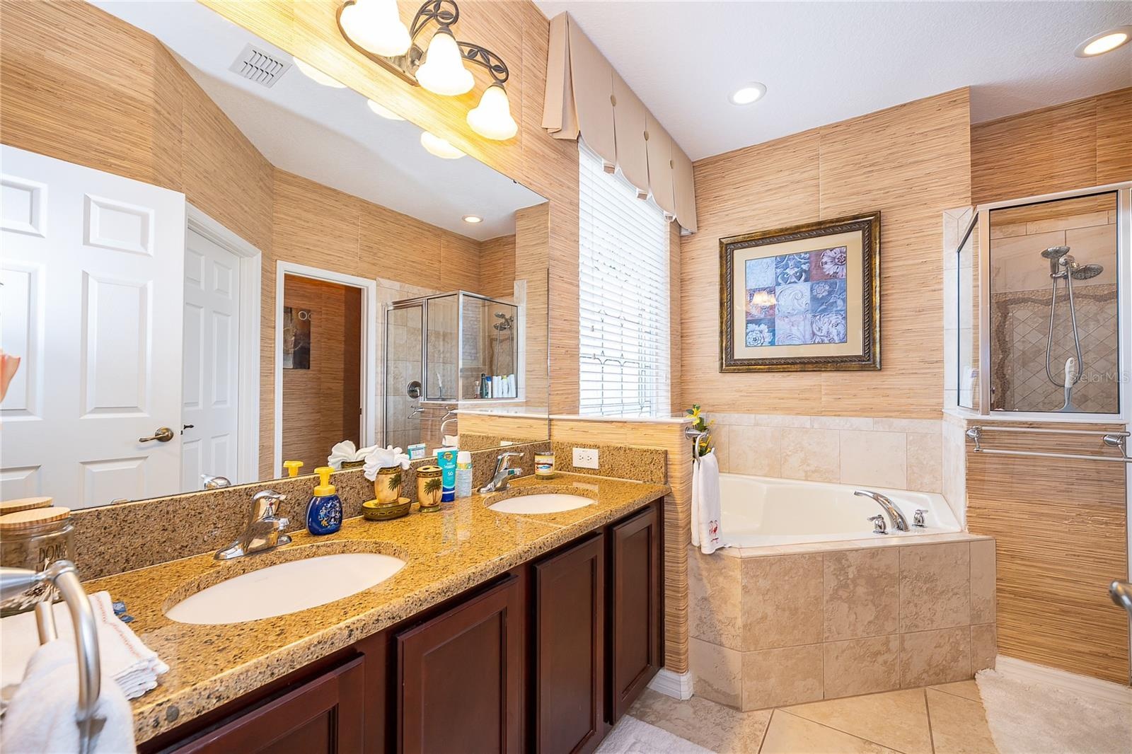 En-Suite 1