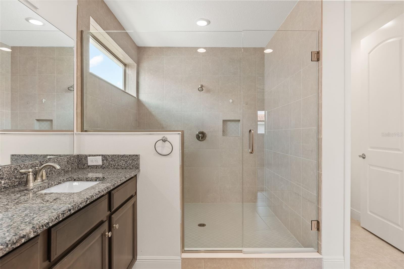 secondary primary bathroom upstairs