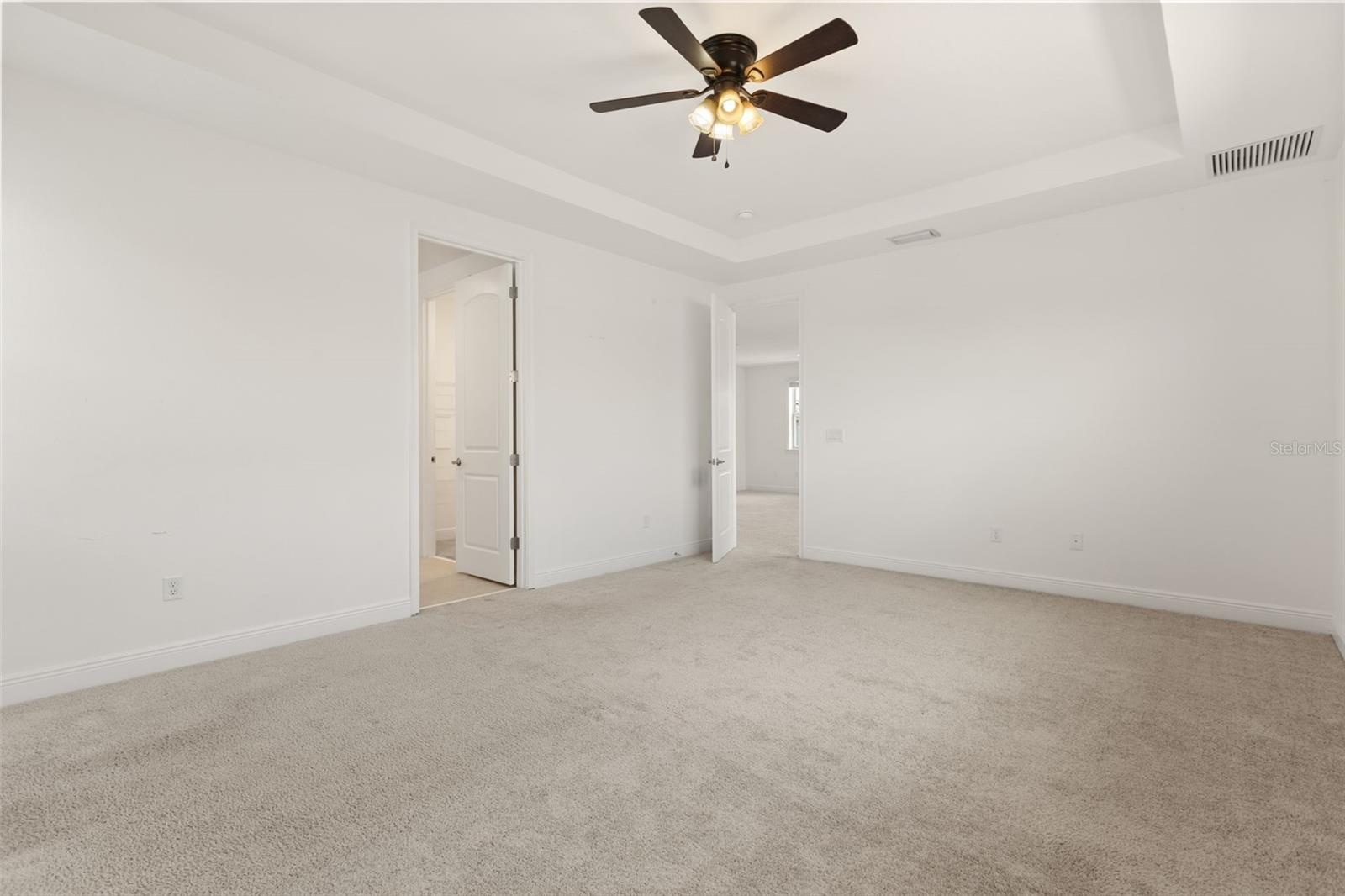 Secondary primary suite upstairs