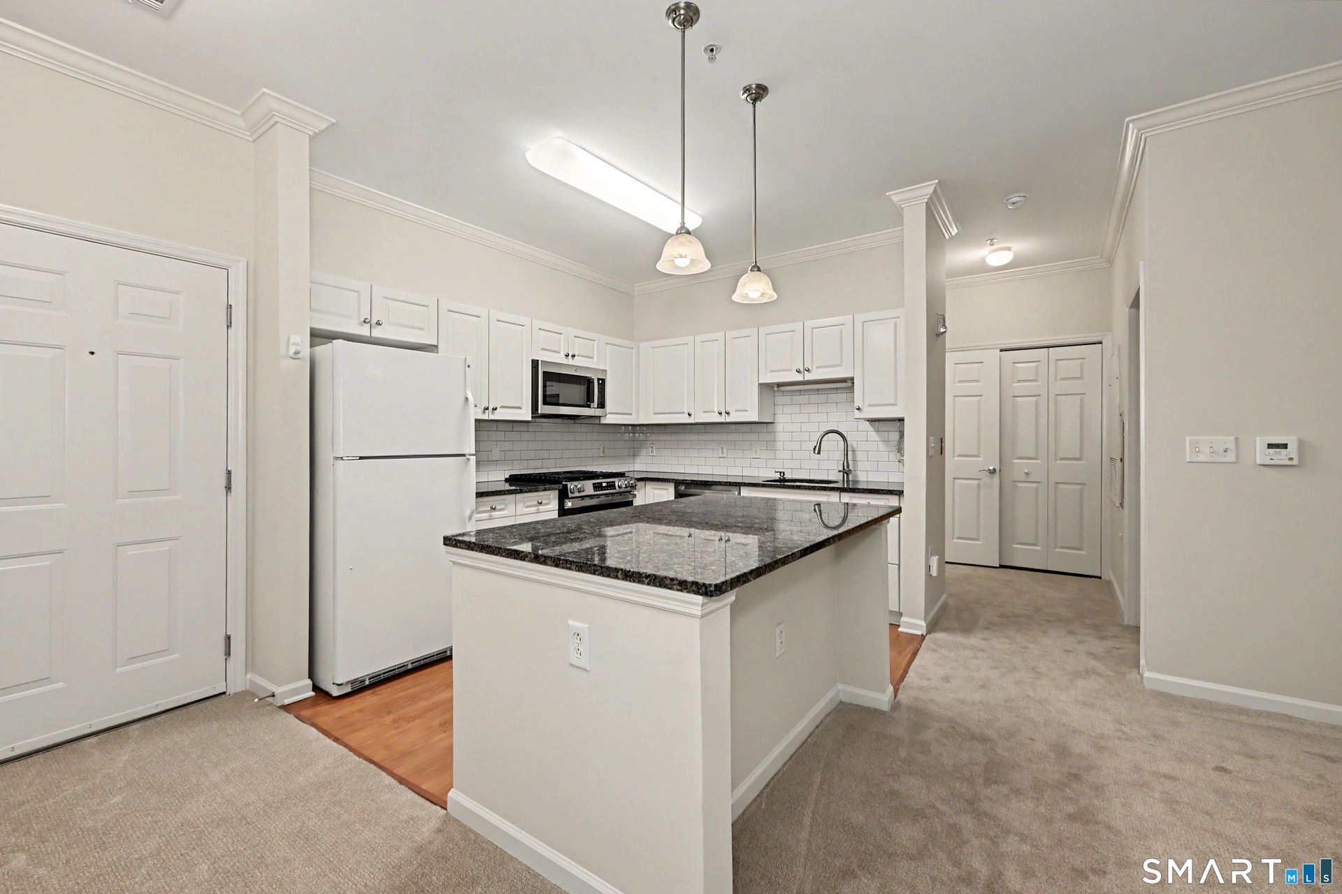 Island Kitchen