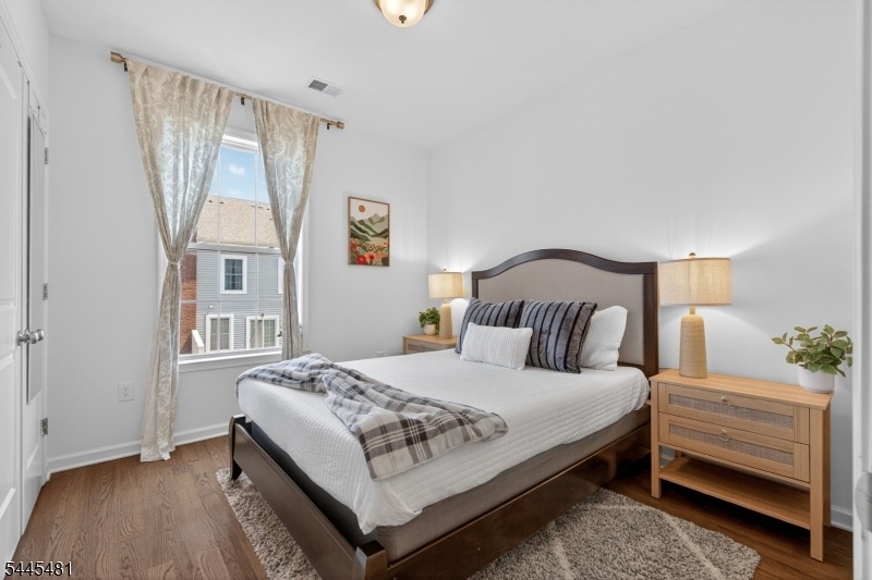 4th Bedroom w/Closet