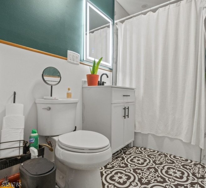 bathroom main