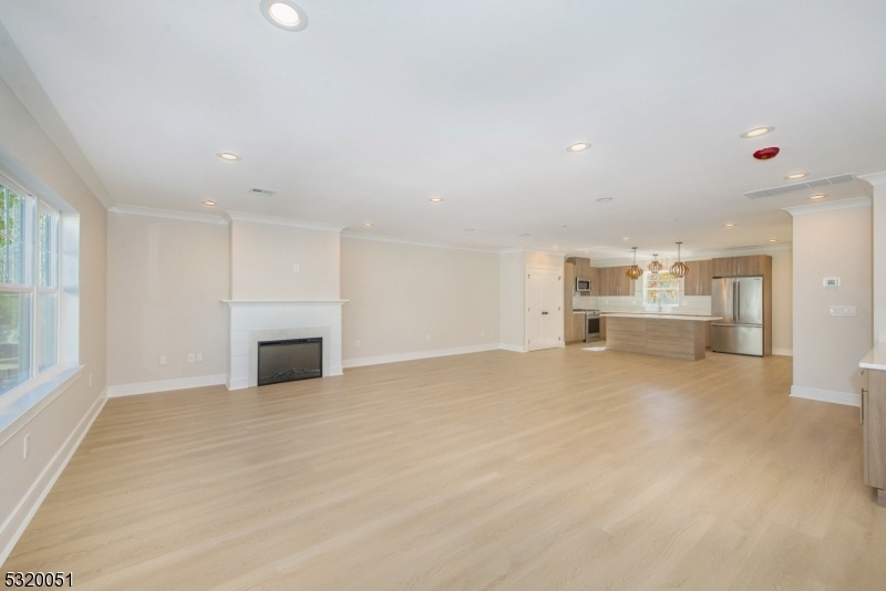 Large Living Area