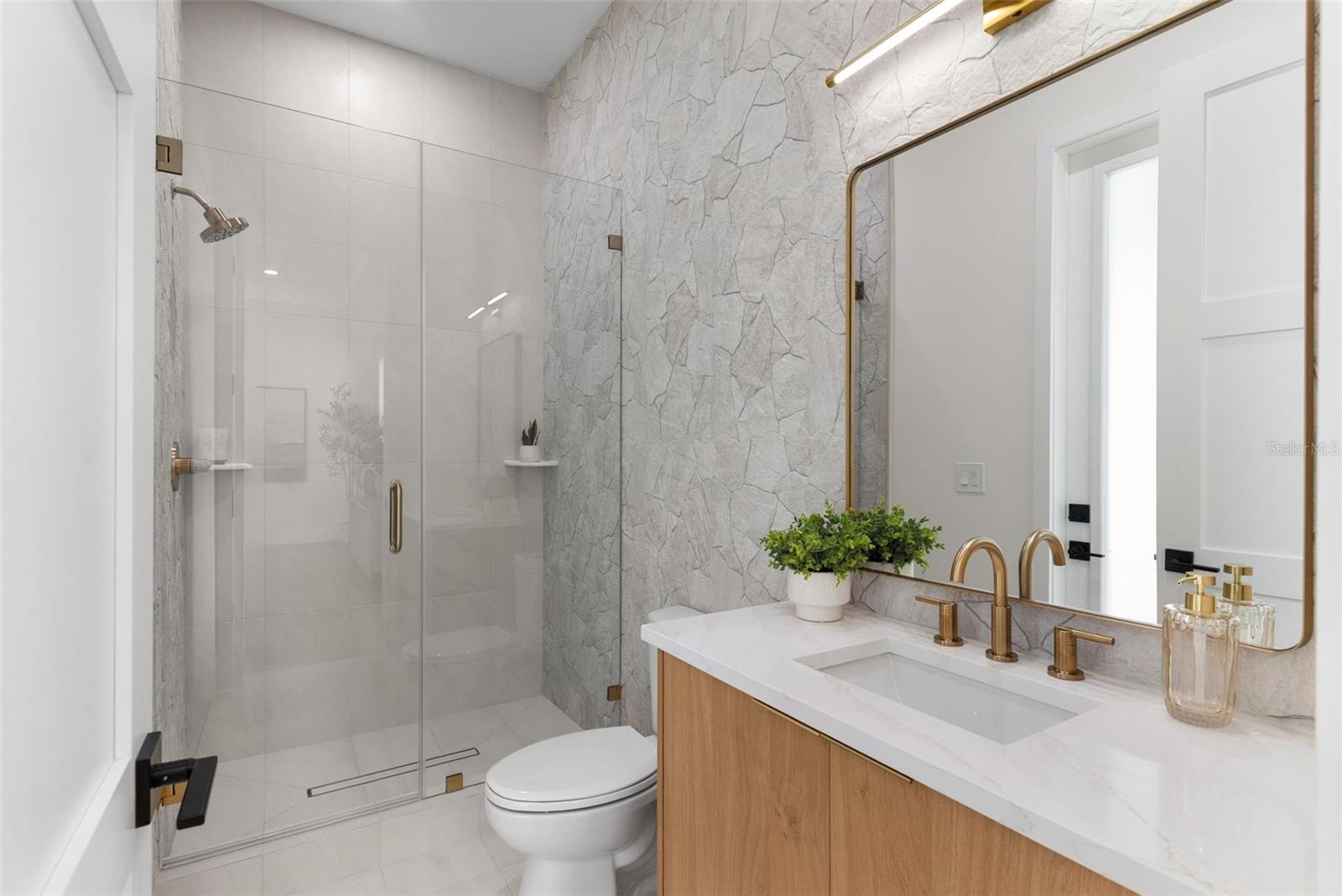 pool bathroom