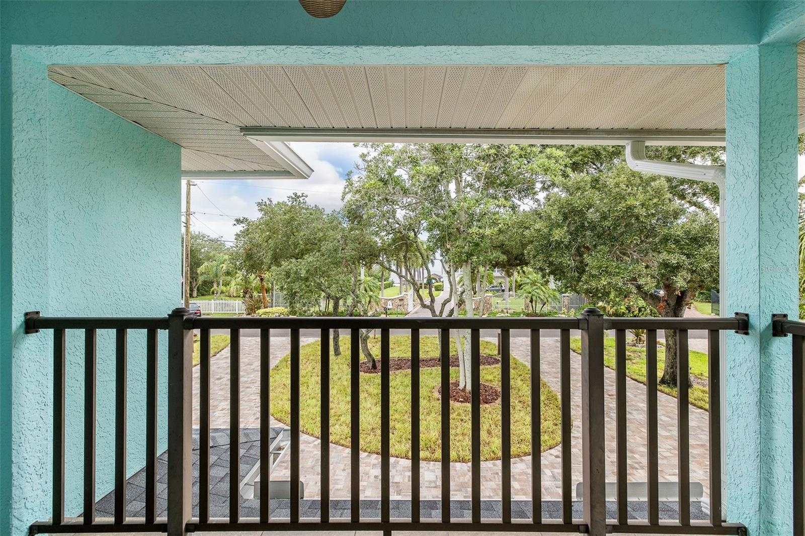 Up stairs front Balcony