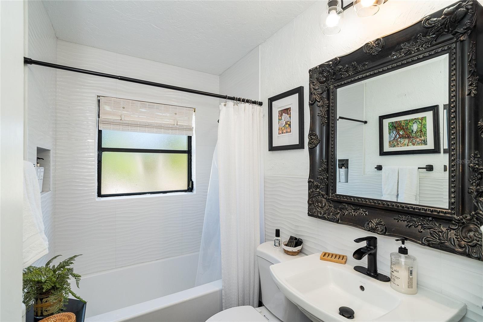Bathroom 2.