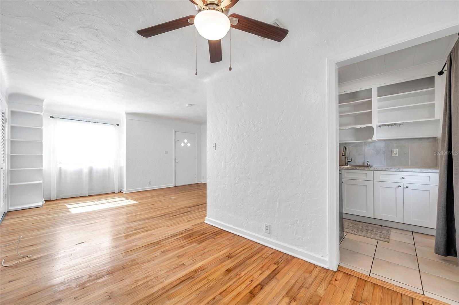 2169 dining