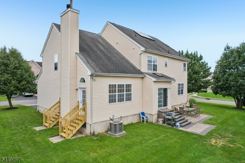 Side & Backyard View