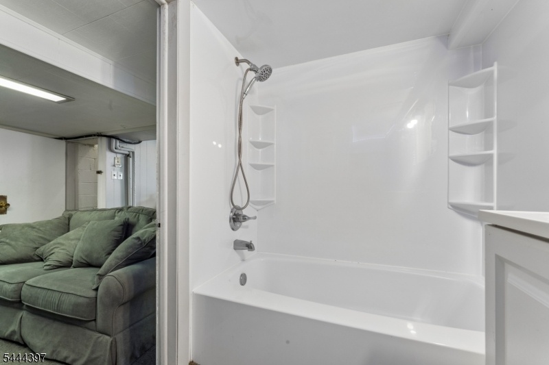 Basement full bath