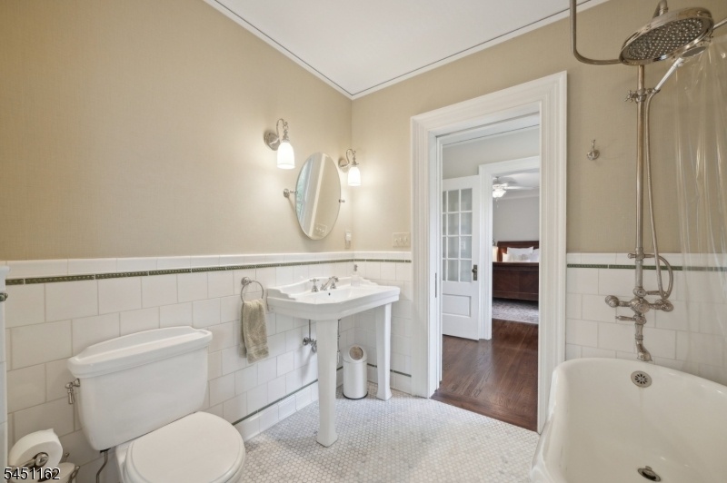 Bathroom 4