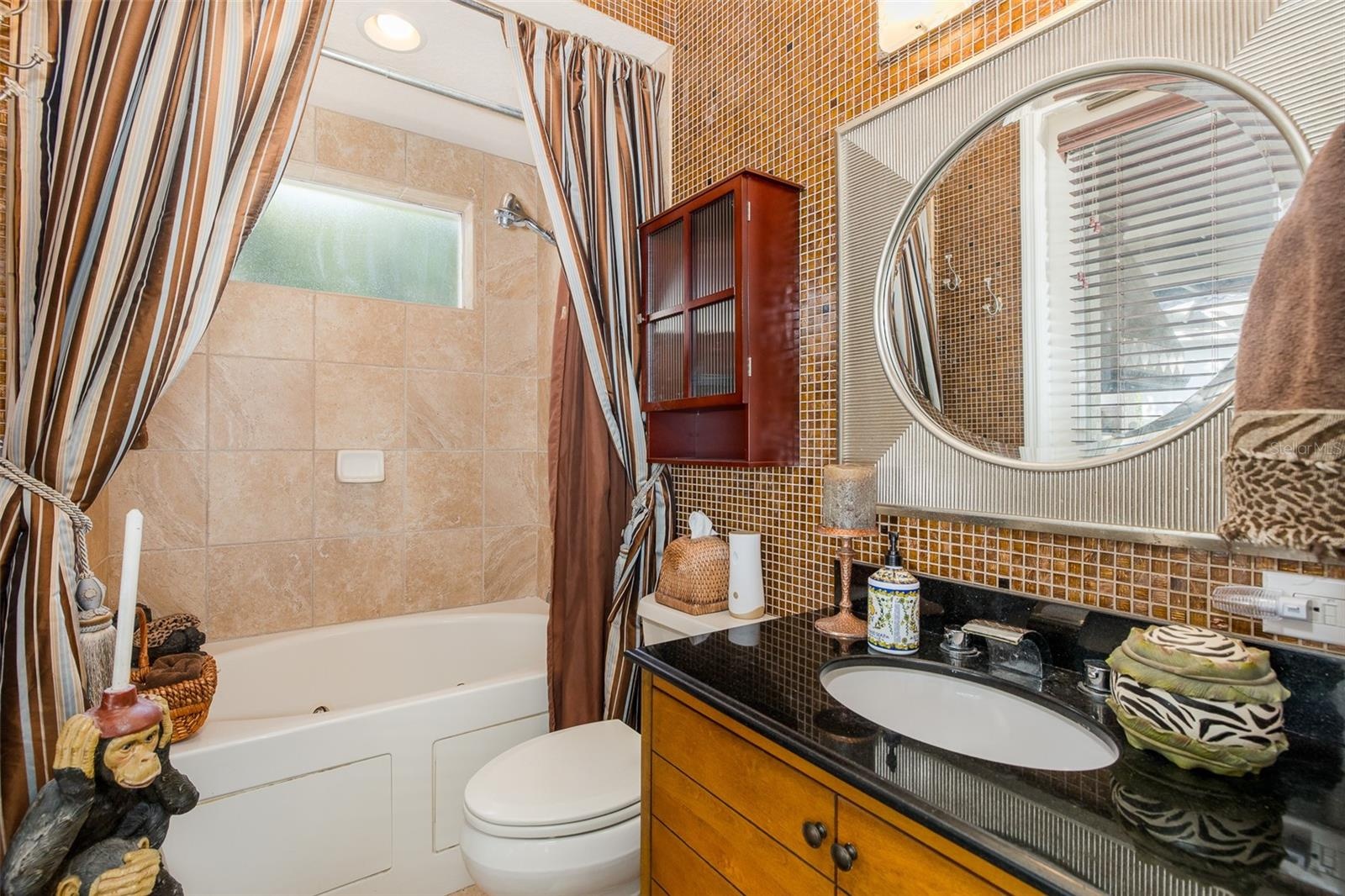 Guest House Bathroom