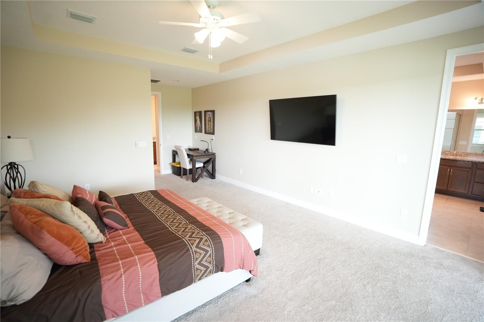 Master-Bedroom