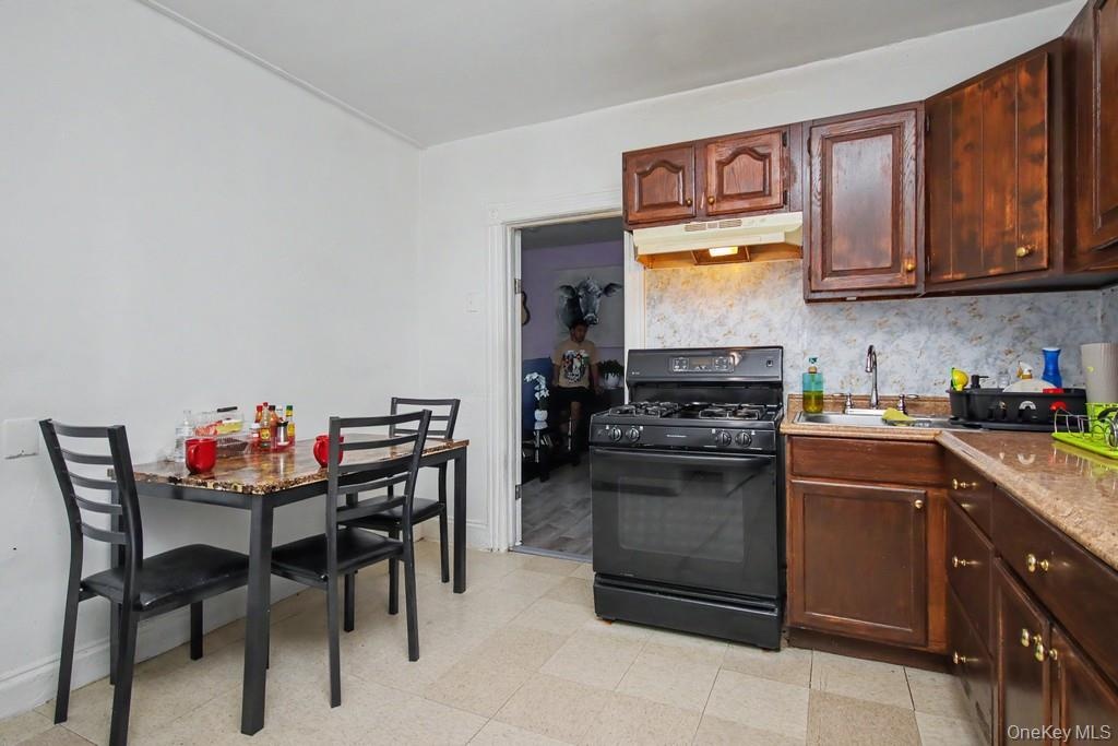 Sample Kitchen