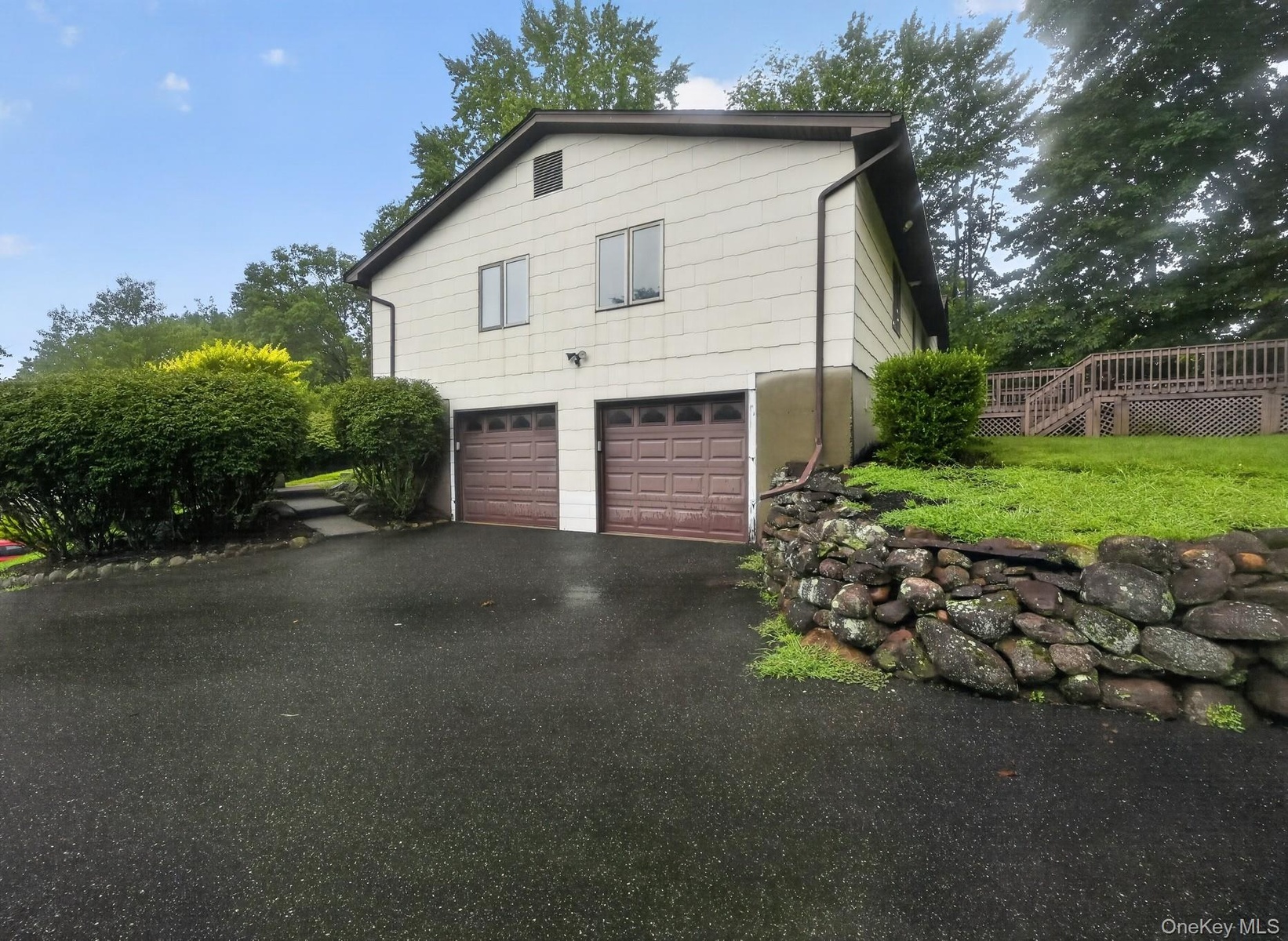 Oversized Two-car garage